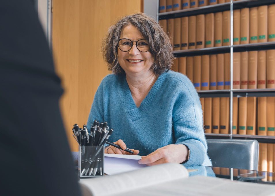 Rechtsanwältin Anja Weller bei Kanzlei Schwarz-Schilling